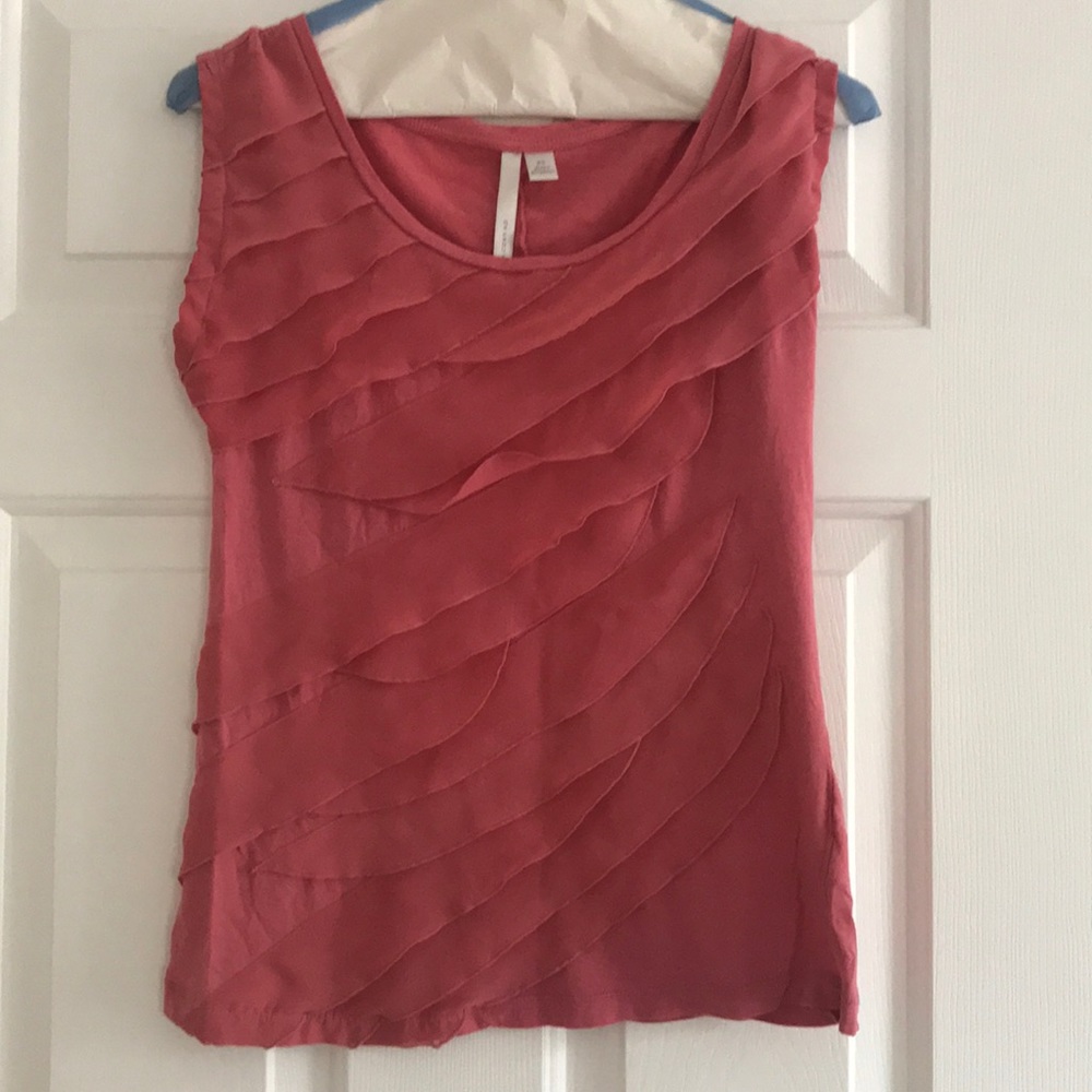 Pink wave shirt